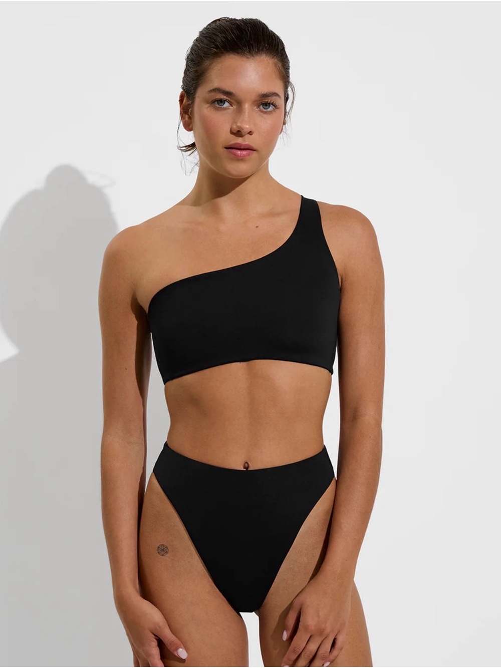 Left On Friday | Offshore One Shoulder Bikini Top in Jet (Black) - Size Small